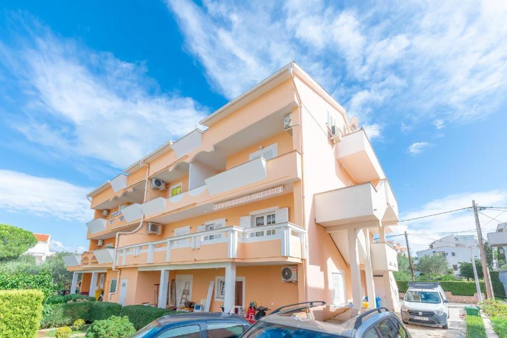 Apartments Niko Novalja Luaran gambar